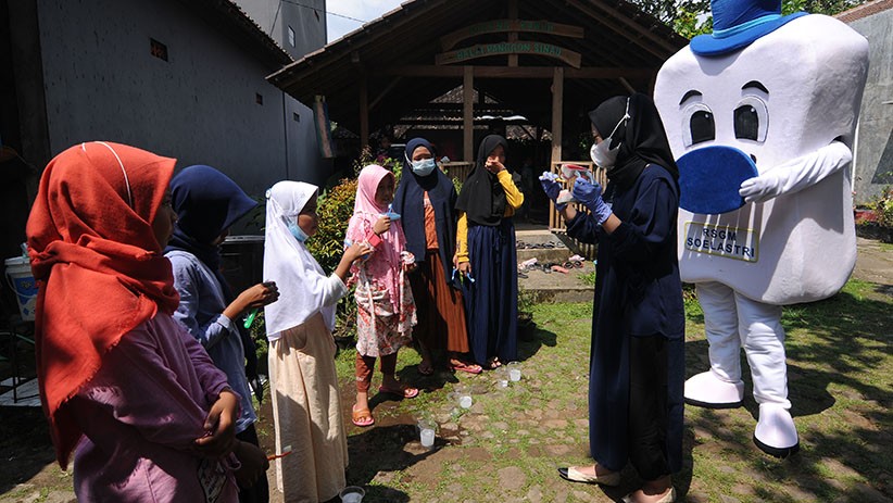 Edukasi Merawat Gigi dengan Baik Sejak Dini - Bagian 2