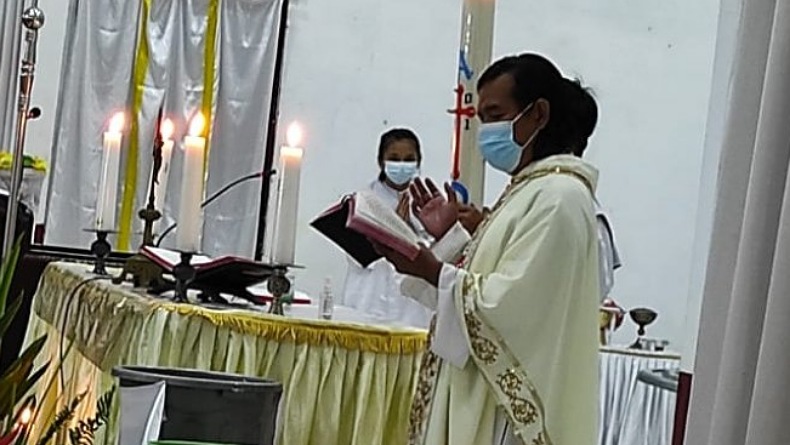 Misa Malam Paskah, Ini Pesan untuk Umat Katolik Minahasa