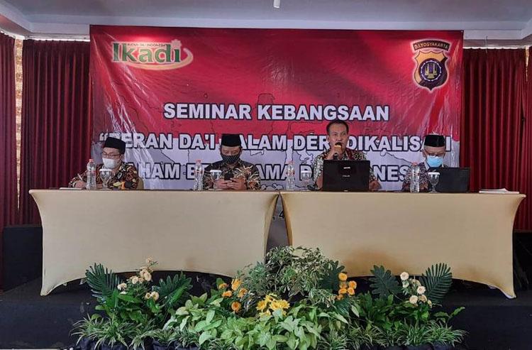 Ikadi Ajak Para Dai Ikut Perangi Bahaya Terorisme dan Radikalisme