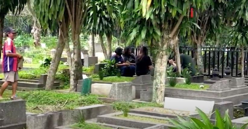 Ziarah Jelang Ramadan, Satgas Covid-19 Medan Minta Masyarakat Terapkan Prokes
