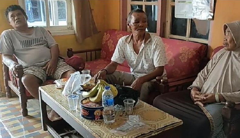 Kesaksian ABK Lolos dari Maut, Jaenudin Hanya Gunakan Sarung agar Tetap Mengapung 