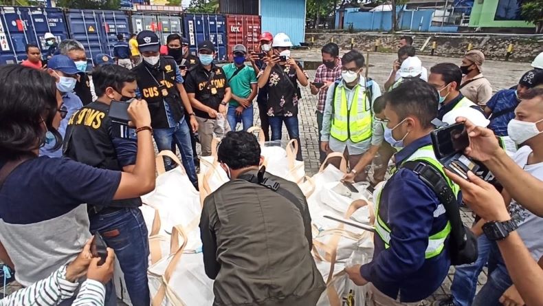 Waduh, 200 Ton Zirkon yang Gagal Diekspor ke China Diduga Mengandung Radioaktif