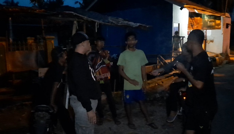 Mencekam, Gerombolan Pemuda Serang Warga di Tasikmalaya dengan Senjata Tajam