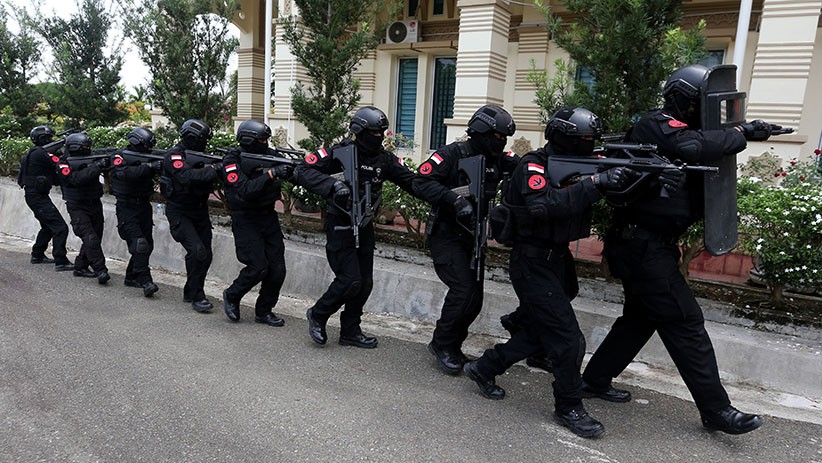 Aksi Gegana Brimob Selamatkan Bupati Aceh Besar dari Serangan Teroris - Bagian 2