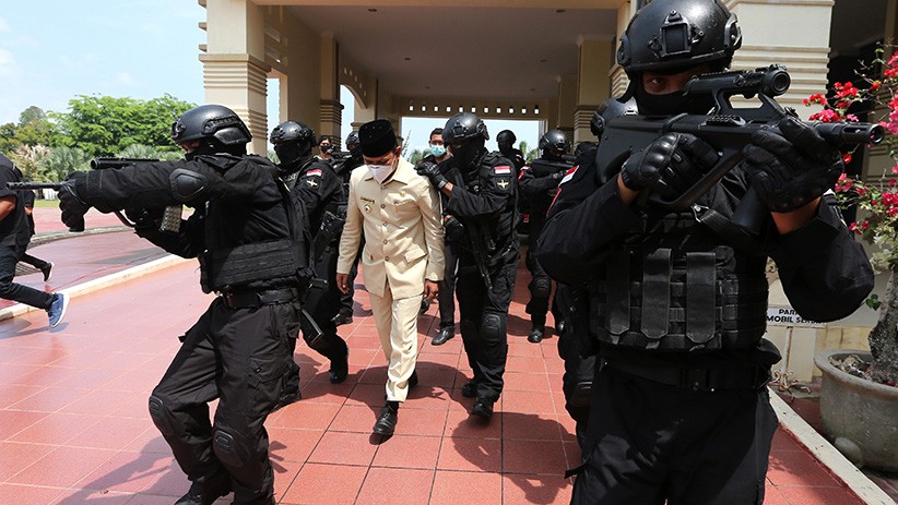 Aksi Gegana Brimob Selamatkan Bupati Aceh Besar dari Serangan Teroris - Bagian 1