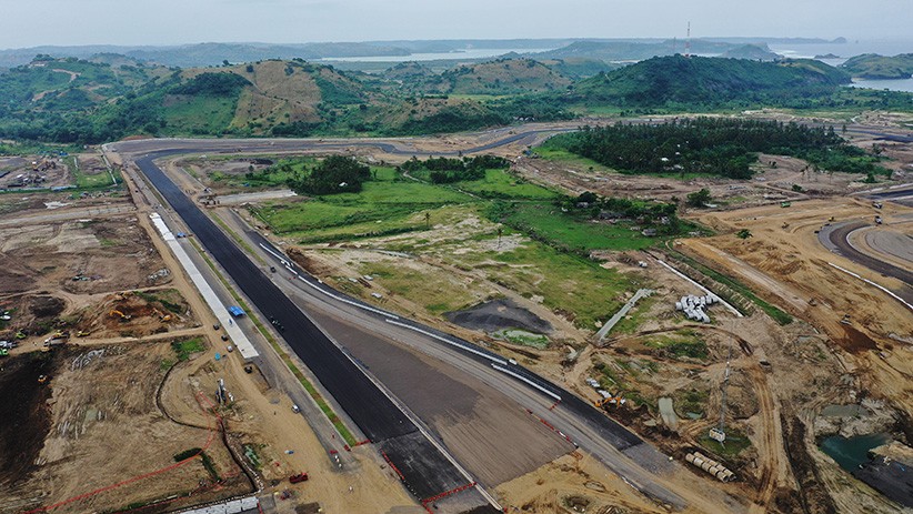 Pembangunan Sirkuit Mandalika, Lintasan Balap Sudah Diaspal - Bagian 3