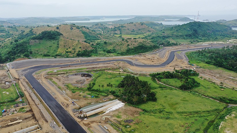 Pembangunan Sirkuit Mandalika, Lintasan Balap Sudah Diaspal - Bagian 1