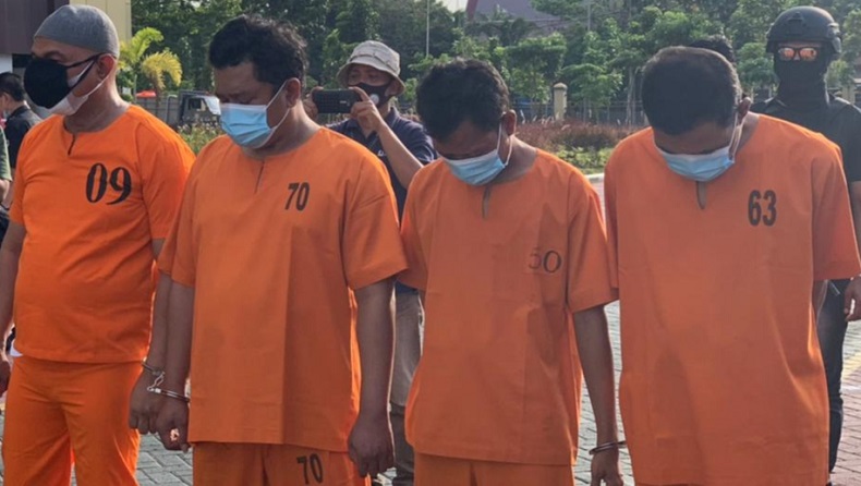 title Kompol Y Ditangkap saat Pesta Sabu, Kapolda Riau: Terima Kasih Warga Kompol Y Ditangkap saat Pesta Sabu, Kapolda Riau: Terima Kasih Warga