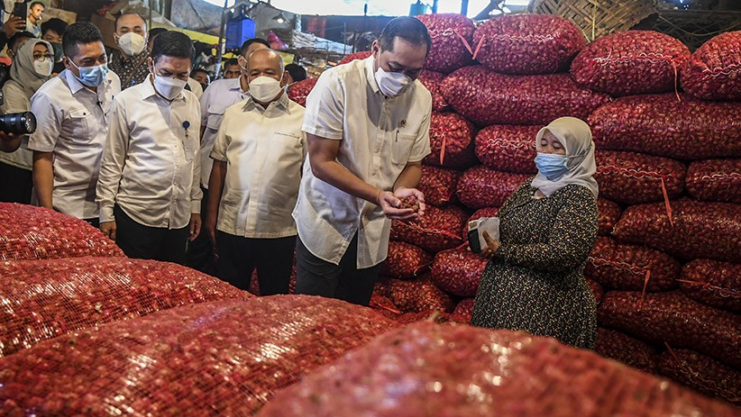 Mendag M Lutfi Cek Harga Pangan di Pasar Induk Kramat Jati - Bagian 1