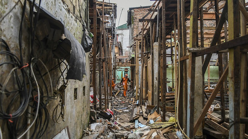 Hadapi Banjir, Pemprov DKI Jakarta Bangun Puluhan Rumah Panggung - Bagian 2