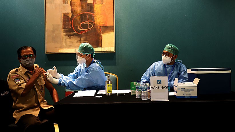 Pusat Perbelanjaan Ini Gelar Vaksinasi Covid untuk Lansia dan Guru - Bagian 1