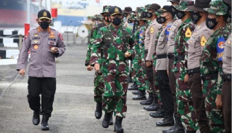 Kapolri Dampingi Panglima TNI Buka Latsitarda Nusantara 2021 di Sumut