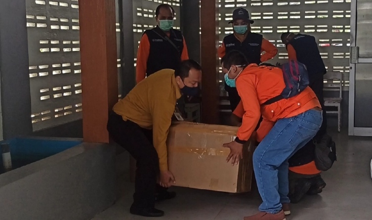 Bantu Korban Bencana NTT, RS PKU Muhammadiyah Karanganyar Kirim Tim Kesehatan   