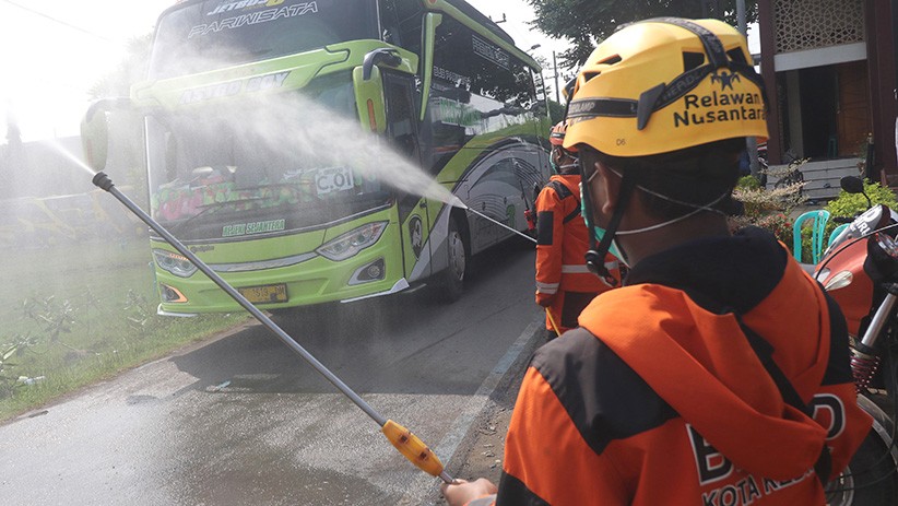 15.000 Santri Pondok Pesantren Lirboyo Kediri Dipulangkan - Bagian 3