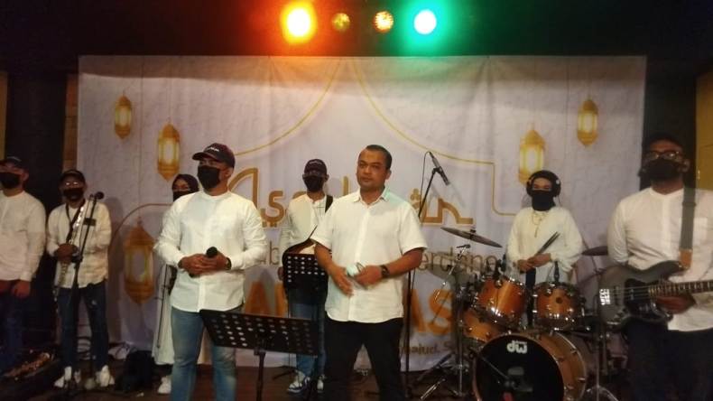 title Digawangi Dokter Penyintas Covid-19, Grup Assahlan Luncurkan Album Religi Digawangi Dokter Penyintas Covid-19, Grup Assahlan Luncurkan Album Religi