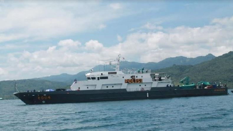 Bantu Korban Bencana NTT, Kapolri Kirimkan Bantuan Sembako dan Dapur Lapangan 