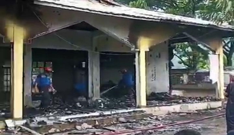 Beginilah Kondisi Masjid di Cianjur Usai Terbakar, Netizen Ungkap Keprihatinan