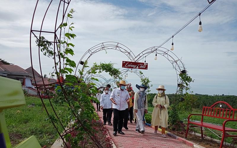 Wisata Kebun Edukasi di Belakang Rumdin Bupati Lampung Selatan Diserbu Warga 
