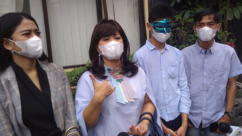 Yuyun Sukawati Laporkan Kasus KDRT ke Komnas Perlindungan Perempuan - Bagian 2