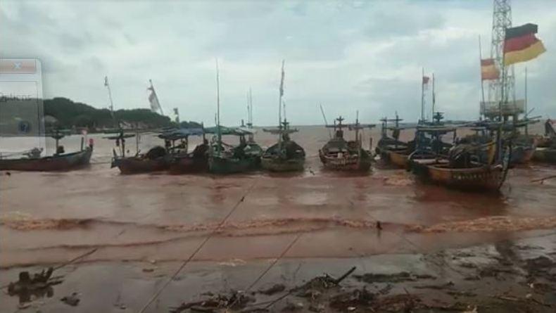 Muara Pelabuhan Makin Dangkal, Begini Keluhan Nelayan Pantai Celong Batang 