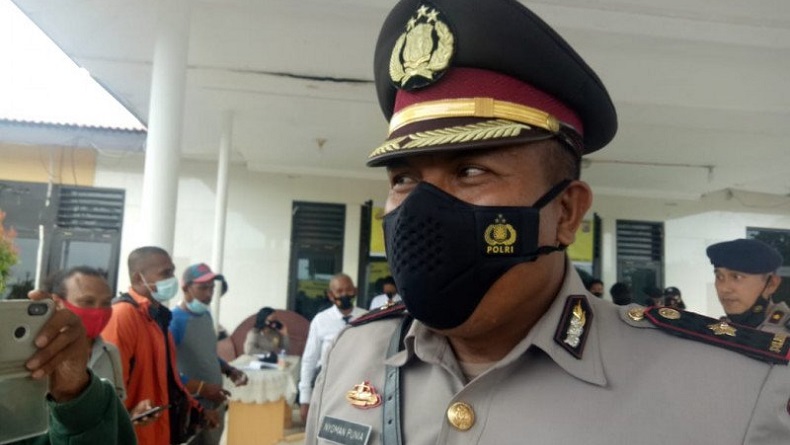 title Jenazah Guru Ditembak KKB Belum Bisa Dievakuasi ke Timika karena Cuaca Buruk Jenazah Guru Ditembak KKB Belum Bisa Dievakuasi ke Timika karena Cuaca Buruk