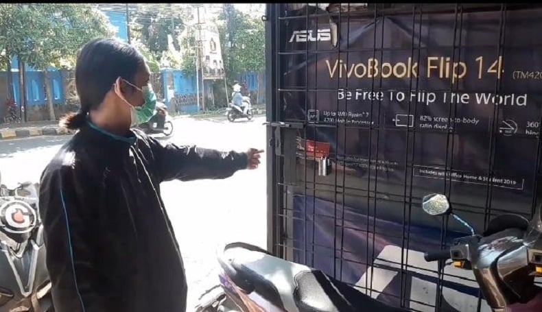 4 Pria Bermasker Gasak 19 Unit Laptop Keluaran Baru di Cianjur