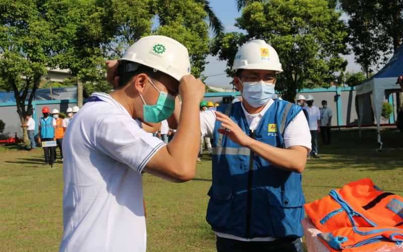 PLN Siagakan Ribuan Teknisi hingga Genset Selama Ramadan di Sumbagsel 