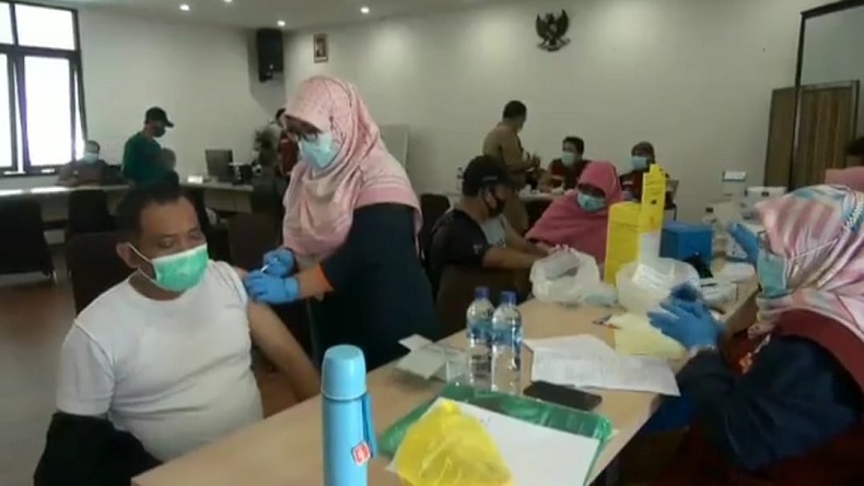 1.200 Pekerja Wisata di Subang Disuntik Vaksin Covid-19