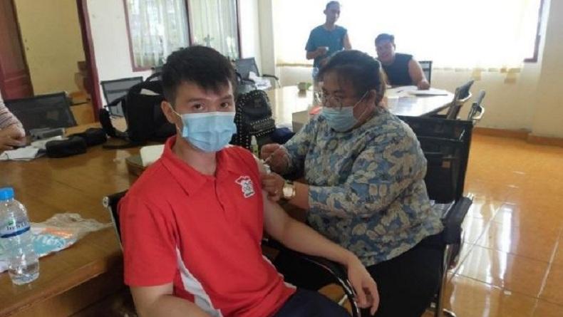 Bersiap Hadapi PON di Papua, Atlet Pelatda Sumut Disuntik Vaksin Covid-19