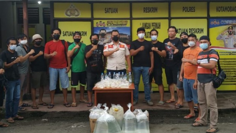 Jelang Ramadan, Polres Kotamobagu Sita Ratusan Kantong Miras Cap Tikus