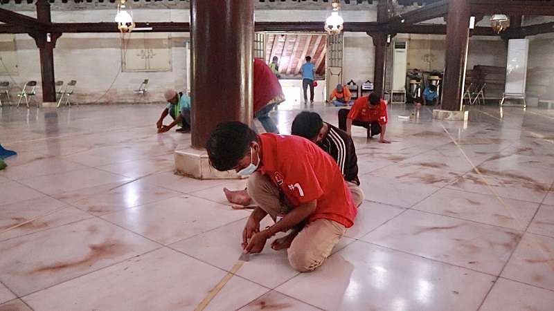 Sambut Bulan Ramadhan, Qhomemart Bersama Karcher Gelar Kegiatan Safari Masjid