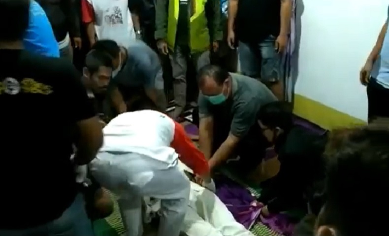 Bersihkan Taman di Rumah, Warga Kubu Raya Tewas Tersambar Petir