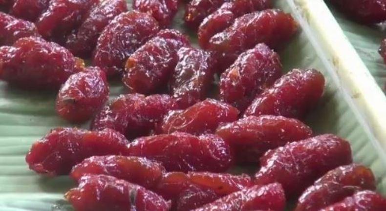 title Manis Legit Camilan Tomat Rasa Kurma, Cocok untuk Momen Puasa Manis Legit Camilan Tomat Rasa Kurma, Cocok untuk Momen Puasa