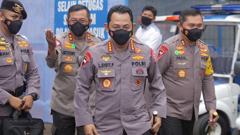 Kapolri Luncurkan Aplikasi Sinar, Perpanjangan SIM secara Online - Bagian 1