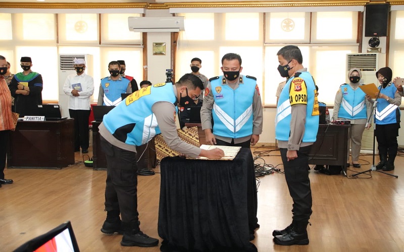 Panda Seleksi Anggota Polri Teken Pakta Integritas di Polda Jabar, Jika Menyeleweng Bisa Dihukum