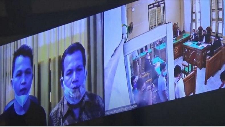 Dua YouTuber Divonis 8 Bulan Penjara Gegara Video Tuding Mobil Polisi Tunggak Pajak