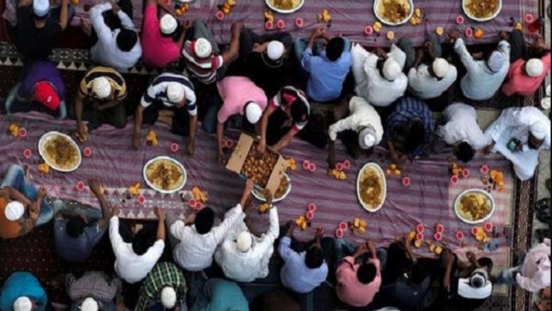 title Pimpinan Pusat Muhammadiyah Ingatkan Buka Bersama Tetap Terapkan Prokes Pimpinan Pusat Muhammadiyah Ingatkan Buka Bersama Tetap Terapkan Prokes