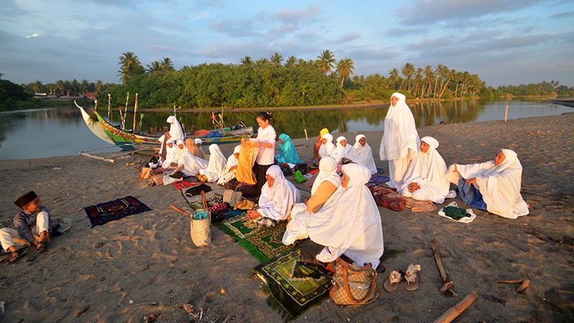 Tradisi Menilik Bulan, Jemaah Tarekat Syattariyah Mulai Berpuasa 15 April - Bagian 3