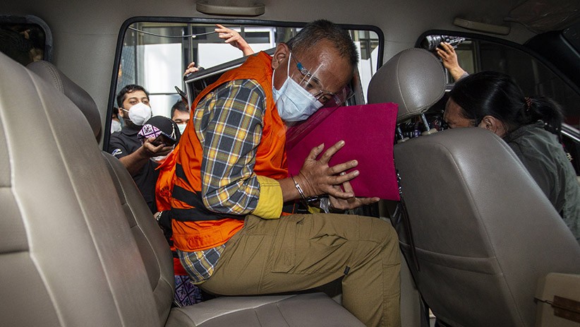 KPK Tetapkan Mantan dan Anggota DPRD Jabar Tersangka Kasus Dugaan Suap - Bagian 3