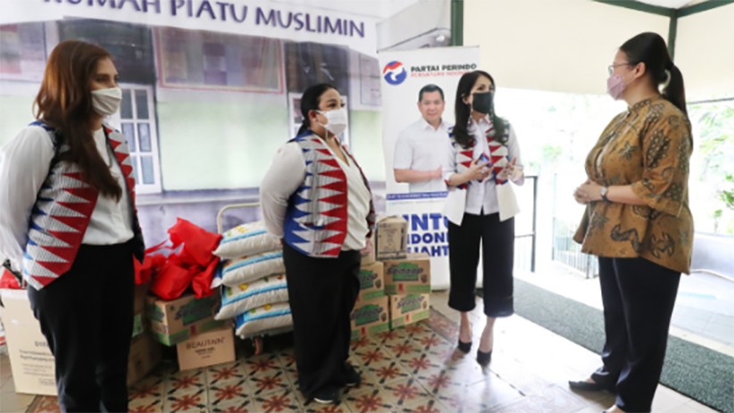 HUT ke-5 Kartini Perindo Kunjungi Panti Asuhan Muslimin  - Bagian 3