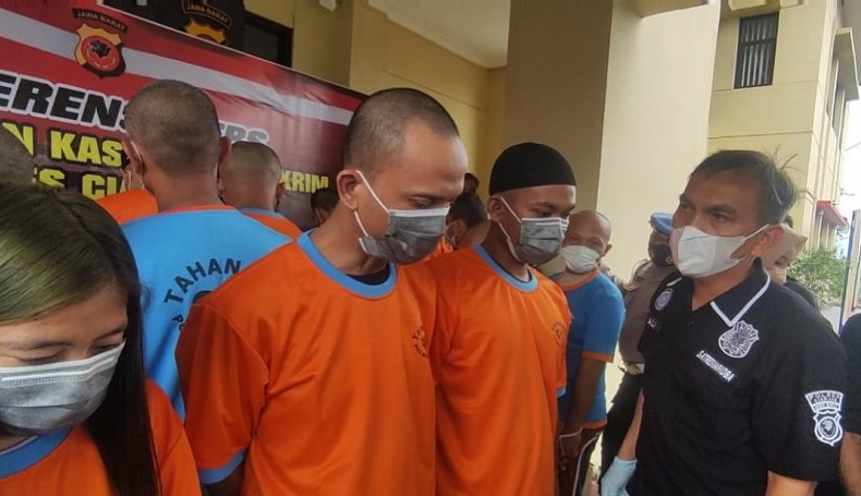 Ditangkap saat Pesta Sabu Bersama Teman Wanitanya, SG Diberhentikan dari Kasek Mts