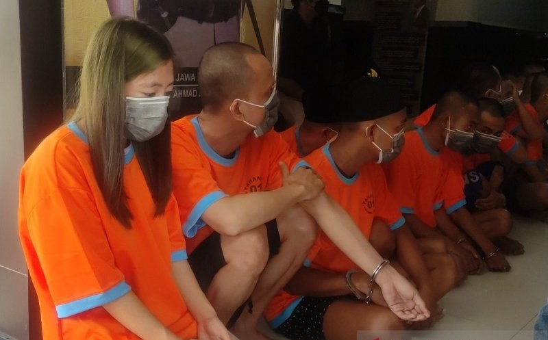 Kepsek MTs di Cianjur Ditangkap saat Pesta Narkoba Bersama Teman Perempuan