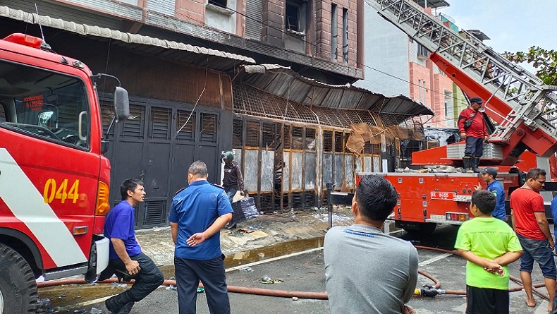 Polisi Ungkap Identitas Korban Meninggal Kebakaran Ruko 4 Lantai di Medan