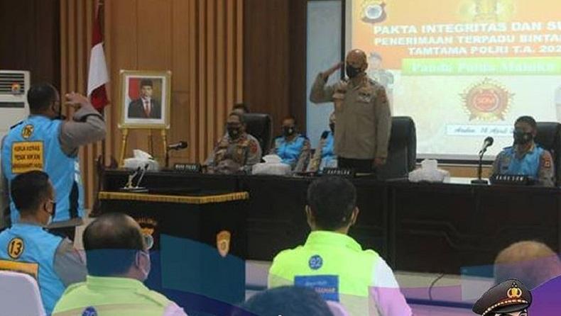 Panitia Daerah Penerimaan Bintara dan Tamtama Polda Maluku Tanda Tangani Pakta Integritas