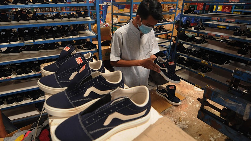 Penampakan Sepatu Lokal Buatan Klaten Dijual Online Rp99.000 - Bagian 2