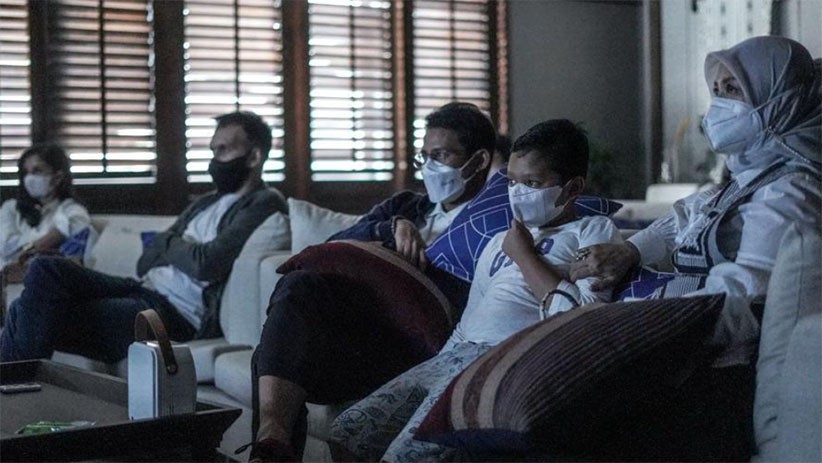 Dukung Perfilman Indonesia, Sandiaga Uno Ajak Istri Nonton Surga yang Tidak Dirindukan 3 - Bagian 1