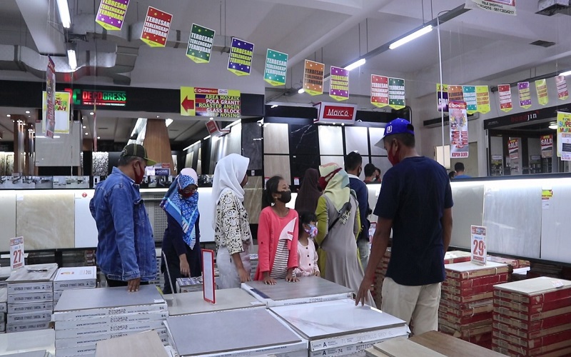 Semarakkan Ramadhan Qhomemart Beri Promo Gratis Keramik Hingga 10 Dus