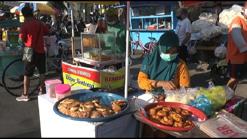 Martabak Bihun, Takjil Favorit yang Selalu Diburu untuk Menu Berbuka 