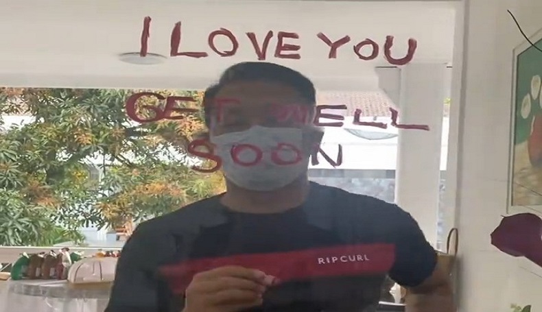 Usai Nobar Bareng Ria Ricis, Ridwan Kamil Tulis I Love You Buat si Cinta