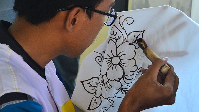 Melihat 100 Anak Milenial Berlatih Membatik di Desa Gondangmanis Kudus - Bagian 2